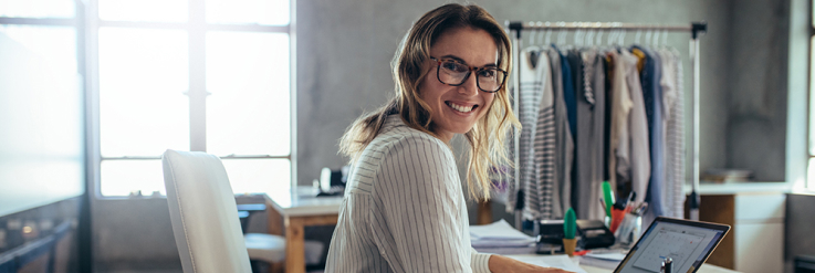 Levante la mano quien sigue marcas y emprendimientos que le gustan en Instagram. ¿La tienes levantada, verdad? Lógico. Cuando hablamos de transformación digital y Pymes, es inevitable pensar en otra plataforma que no sea Instagram para mostrarse de forma atractiva, y Amazon, Linio, MercadoLibre, para gestionar todas sus ventas.